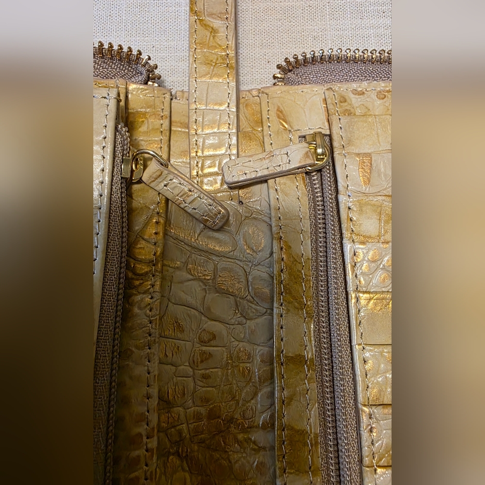 Brahmin SKYLER Yellow-Gold & Creme NWT Unused Croc-Embossed Wallet - Picture 6 of 8